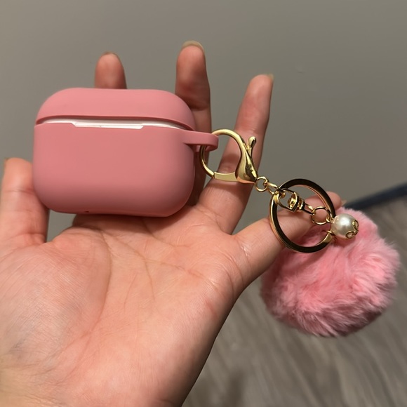 AirPods Pro 2nd generation only used once included charger - Picture 2 of 6